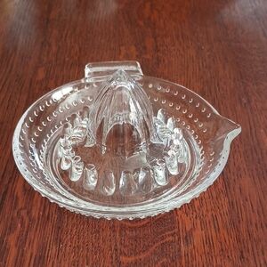 Vintage ARC France Citrus Glass Hobnail Juicer Reamer b600